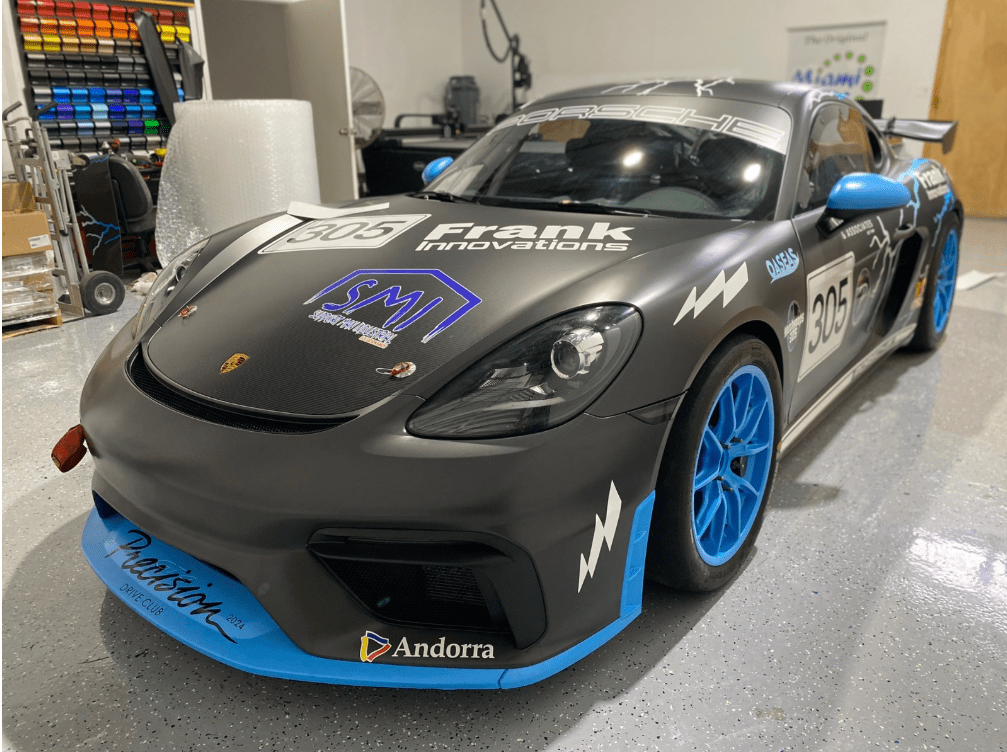 AUTONEGROAZUL